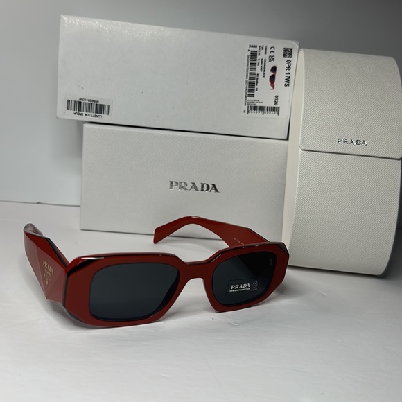 Auth - NEW Prada PR17WS 12N5S0 Orange Black Dark Grey Rectangle Unisex Sunglass… - Picture 6 of 15